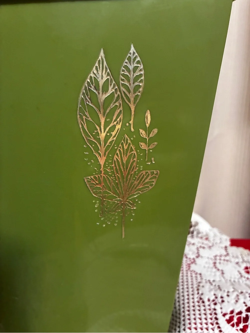 Vintage Avocado Green Decorative Leaf Wastebasket 1970s